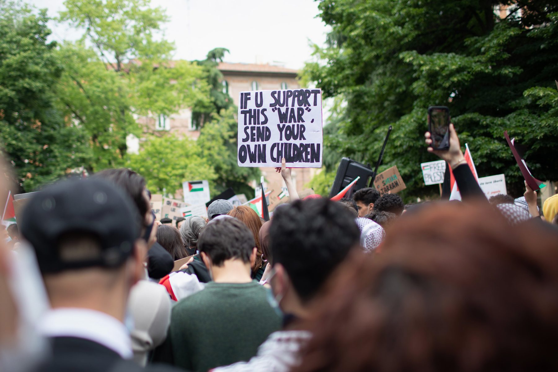 Reportage of a demonstration